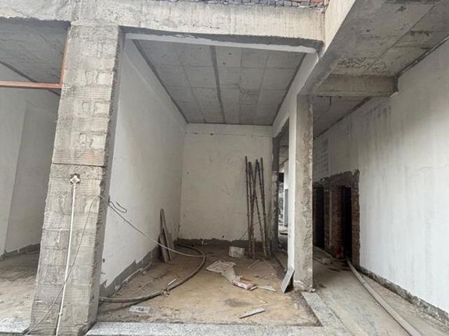 Commercial for sale in Hariana
