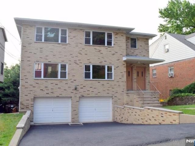 House for sale in Palisades Park, New Jersey