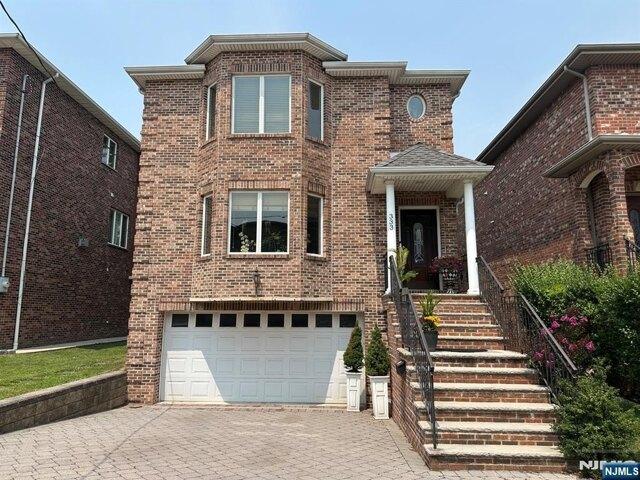 House for sale in Palisades Park, New Jersey