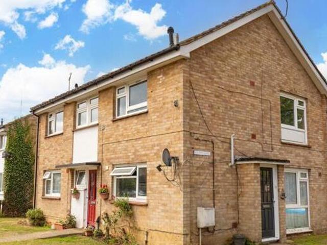 House for sale in Meath Green, Reigate and Banstead