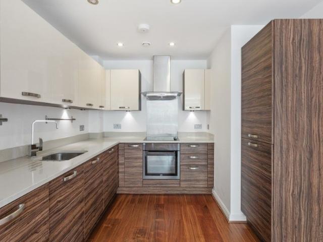 Apartment for rent in Walworth, Greater London