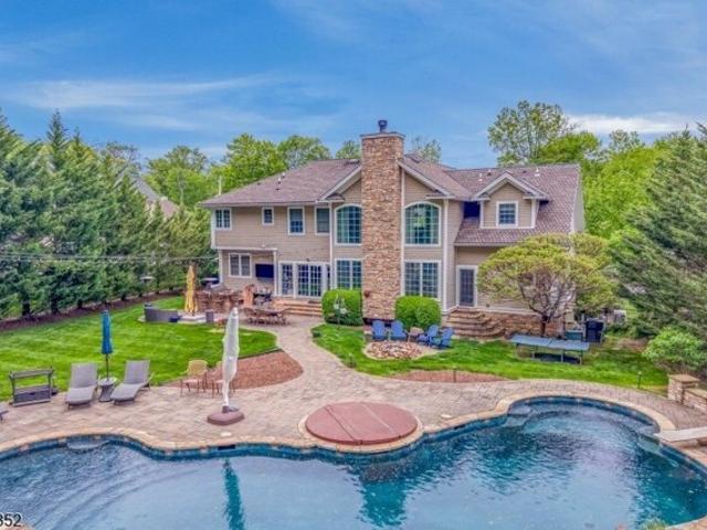House for sale in Berkeley Heights, New Jersey