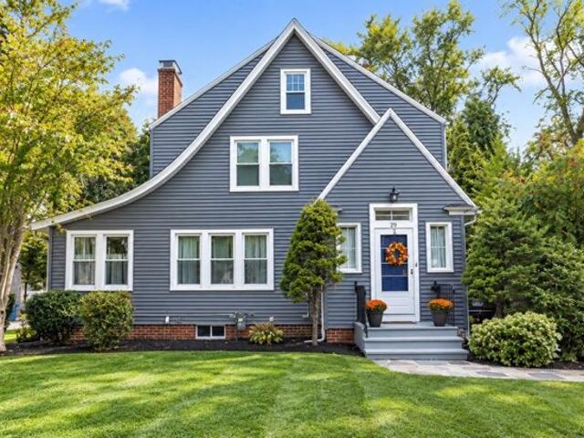 House for sale in Amostown, West Springfield