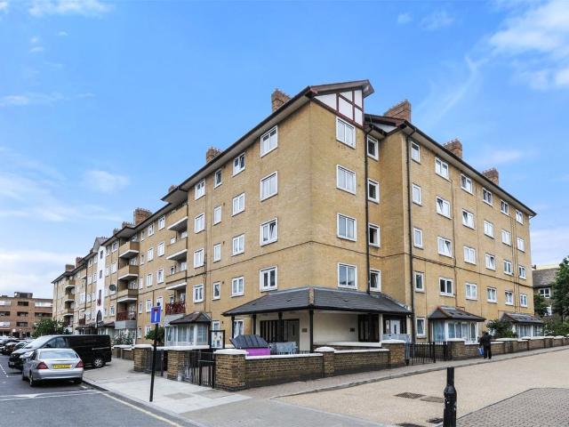 Apartment for rent in Globe Town, Greater London