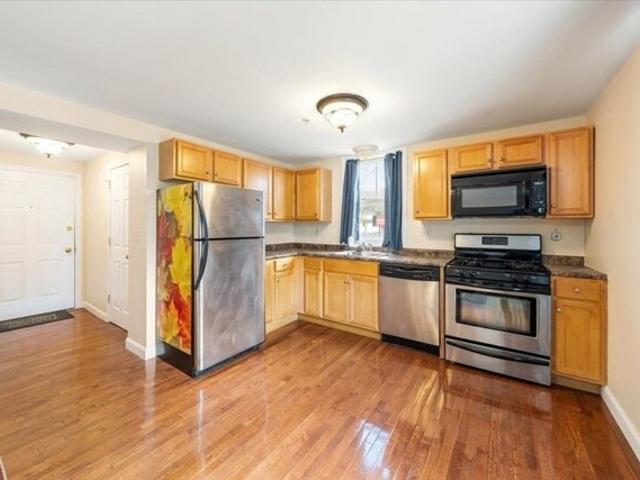 Condo for sale in Lowell, Massachusetts
