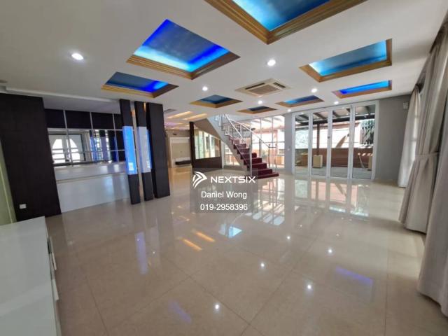 Shop for sale in Ulu Tiram, Johor