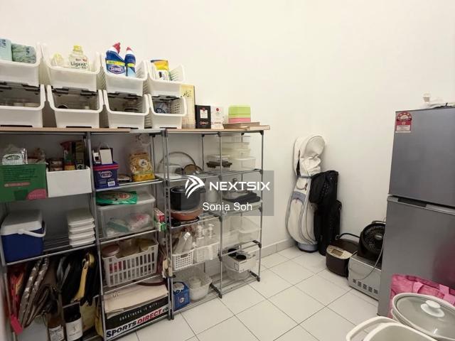 Warehouse for sale in Shah Alam, Petaling