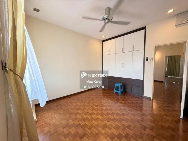 Shop for sale in Port Klang, Selangor