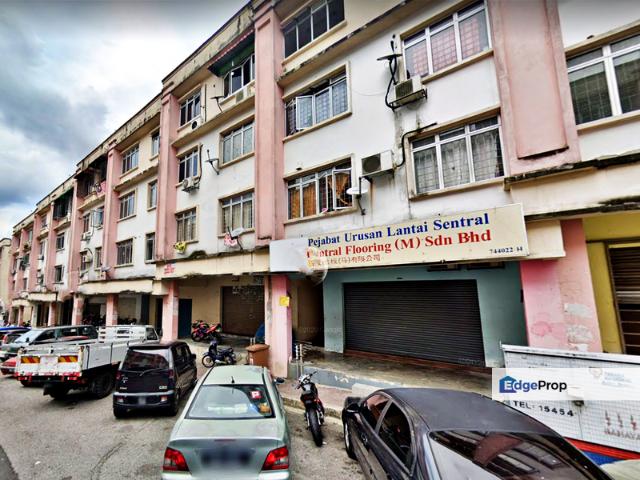 Shop for sale in Petaling, Damansara Damai