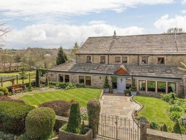 House for sale in Pudsey, Leeds