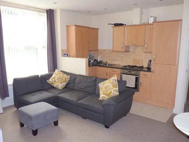 Apartment for rent in Claughton, Oxton Village