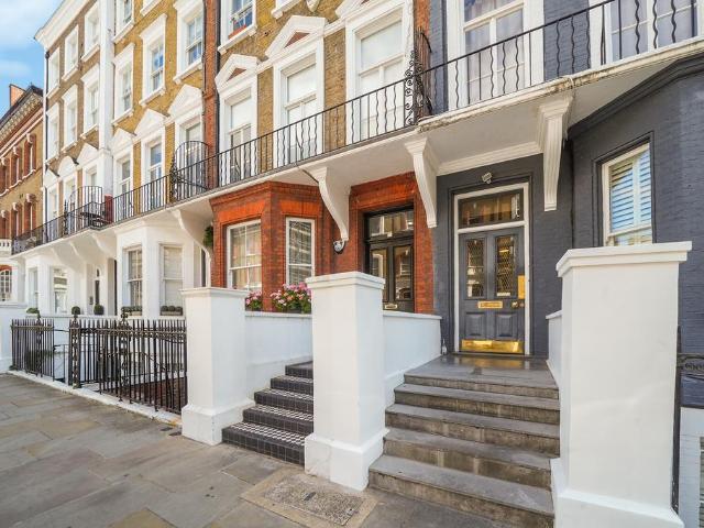 House for rent in Brompton, Greater London