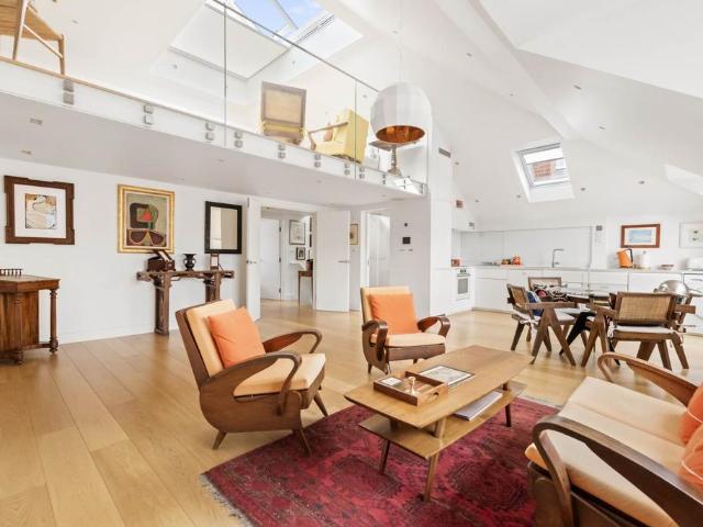 Apartment for rent in Brompton, Greater London