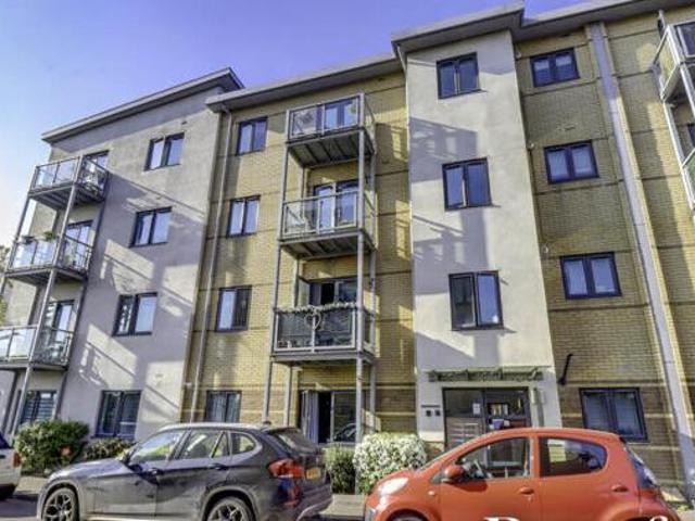 House for sale in Navestock Side, Essex