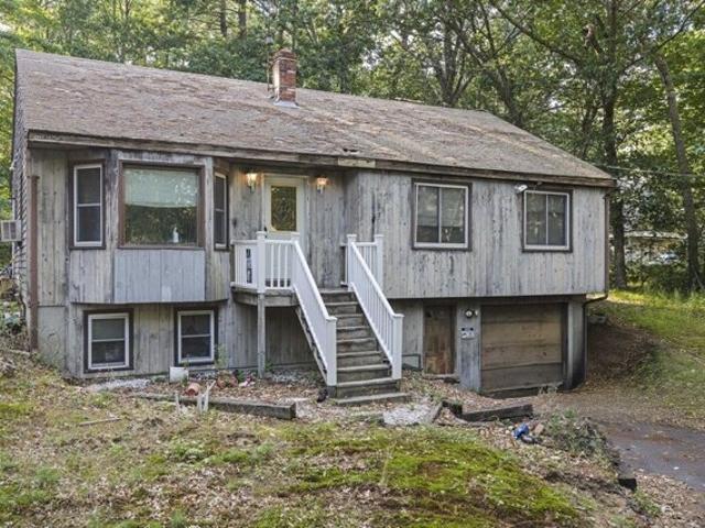 House for sale in Hanson, Massachusetts