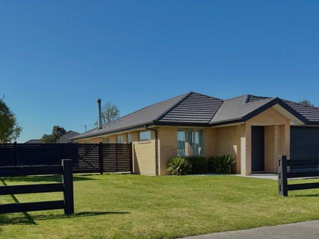 House for rent in Rolleston, Canterbury
