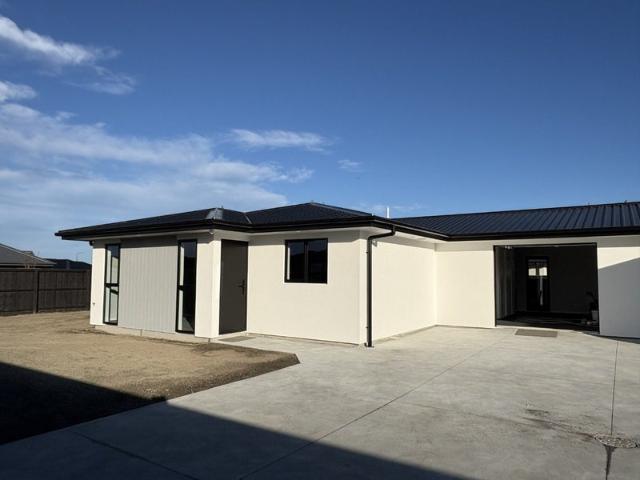 House for rent in Rolleston, Canterbury