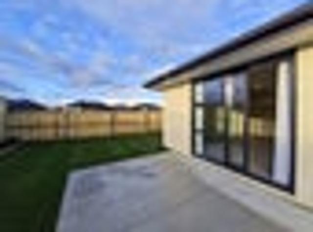 Townhouse for rent in Rolleston, Canterbury