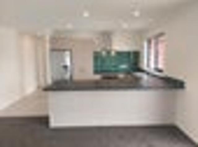 House for rent in West Village Faringdon, Rolleston