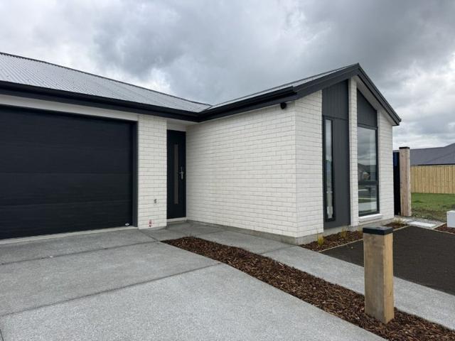 House for rent in Rolleston, Canterbury
