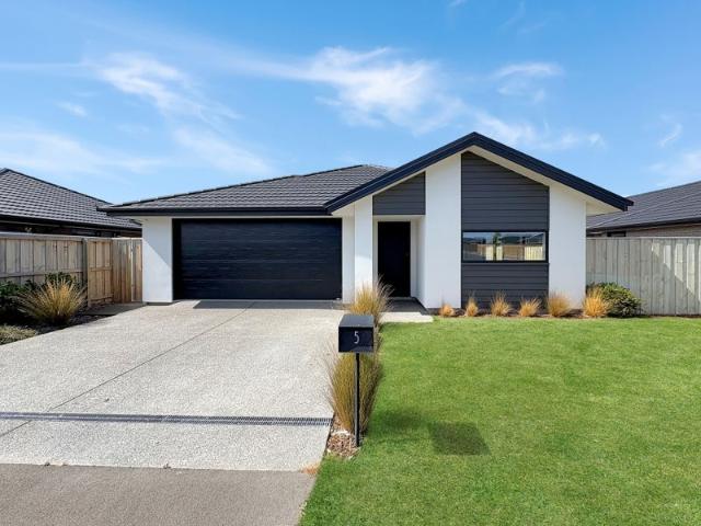 House for rent in Faringdon West, Rolleston