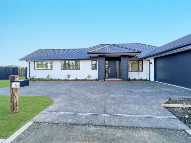 House for rent in West Village Faringdon, Rolleston