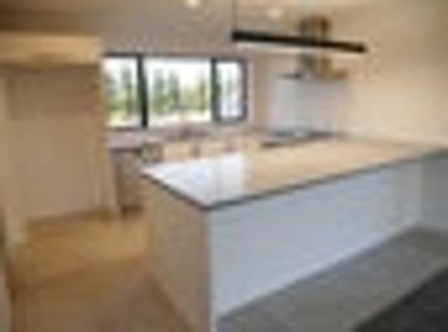 House for rent in West Village Faringdon, Rolleston