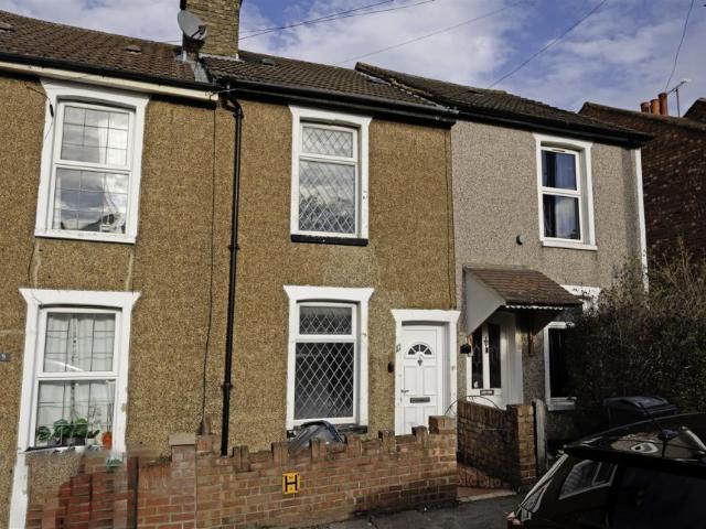 House for rent in London Borough of Croydon, Greater London