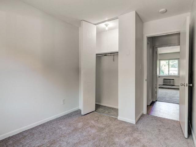 Apartment for rent in Rolling Green, Amherst