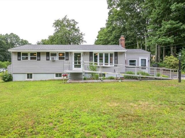 House for sale in Holden, Massachusetts