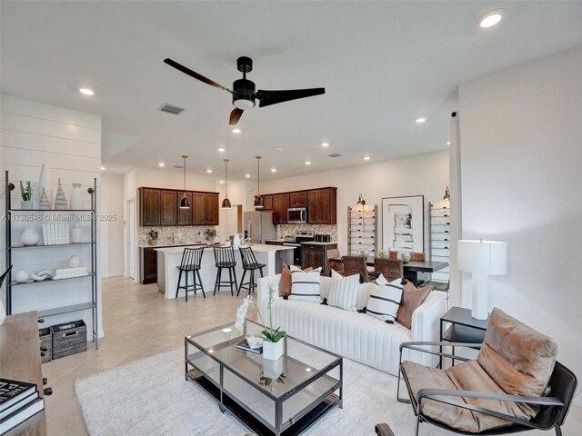 House for sale in Oakland Park House for sale in Oakland Park