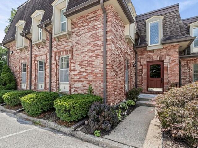 Condo for sale in Columbia