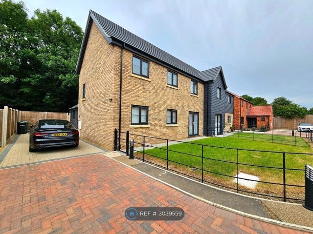 House for rent in Yaxley, Huntingdon
