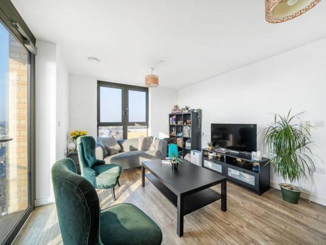 Apartment for rent in London Borough of Lewisham, Ladywell