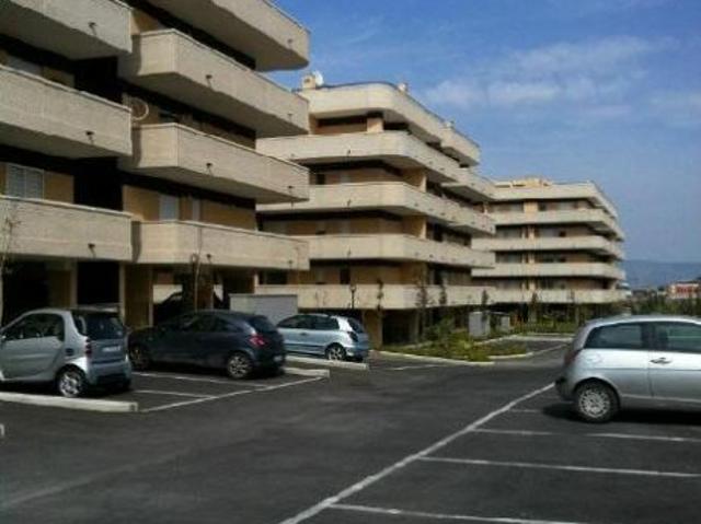 Capannone in affitto a Prato Fiorito, Roma Capitale