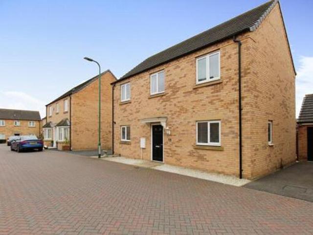 House for sale in Hampton Green, Cambridgeshire