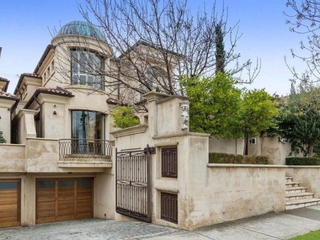 Townhouse for sale in Camerons Creek, Victoria