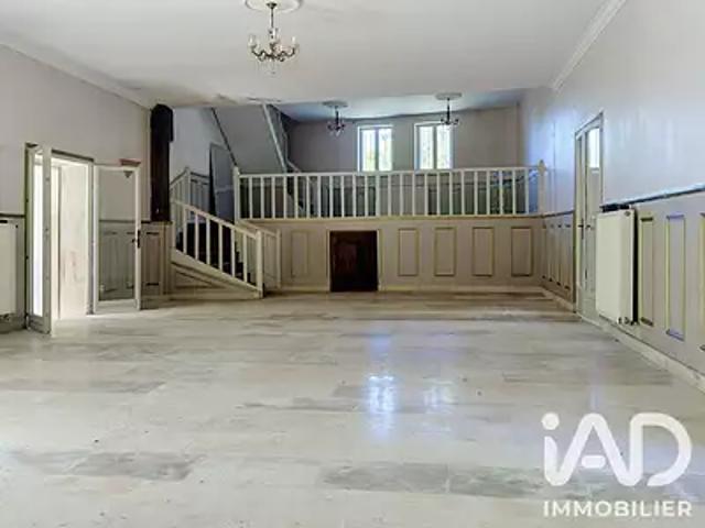 Maison vente à Huit Voisins, Romain