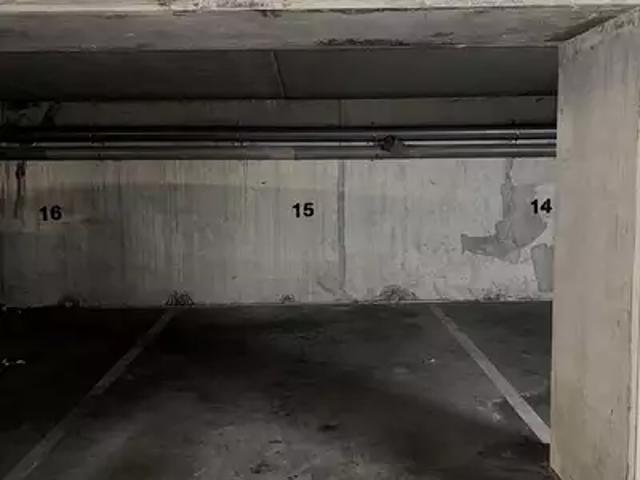 Garage vente à Bobigny, Romainville