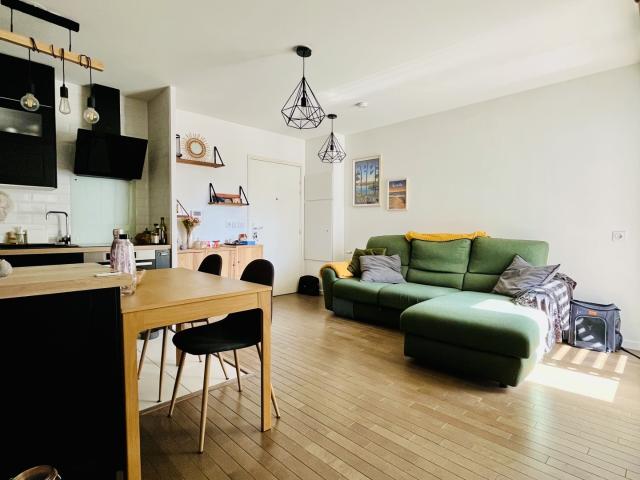 Appartement location à France métropolitaine, Romainville