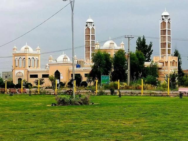 Land for sale in Peshawar, North West Frontier Province