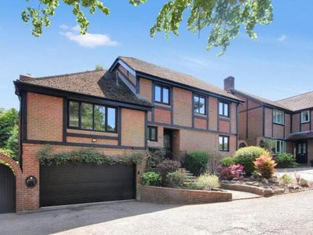 House for sale in Broadstone