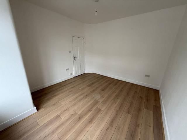House for rent in Loxford, Greater London
