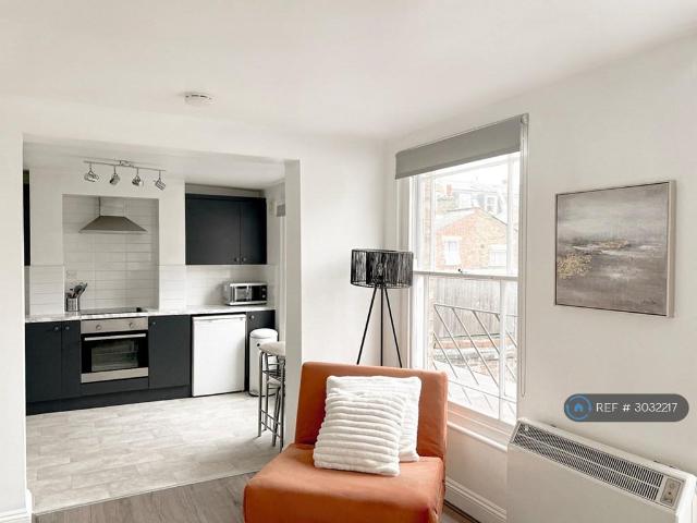 Apartment for rent in Old Ford, Mile End