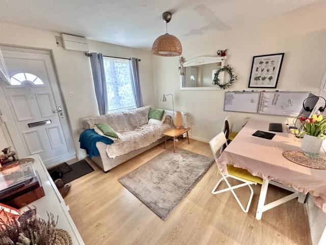 House for rent in Evershot, Oxfordshire