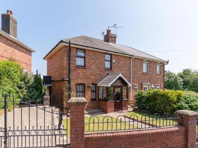 House for sale in Newport