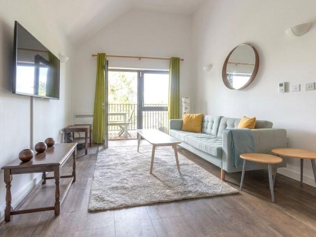 Apartment for rent in Hanham Hall, Kingswood