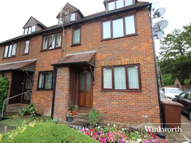 Apartment for rent in Elstree and Borehamwood, Elstree