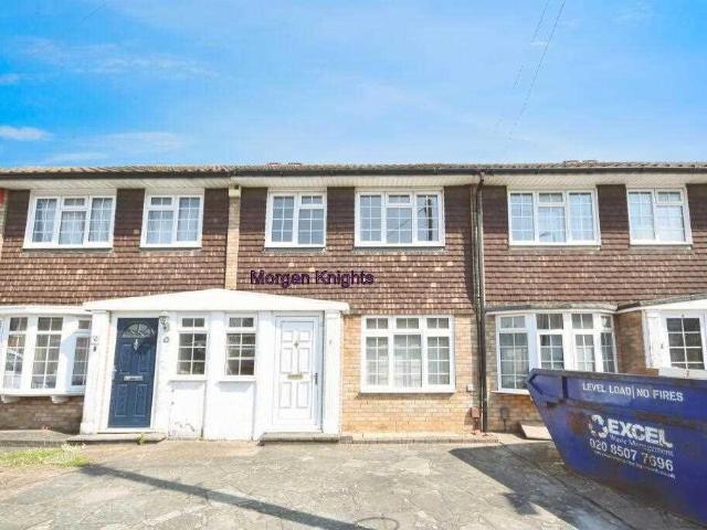 House for rent in Gidea Park, Greater London