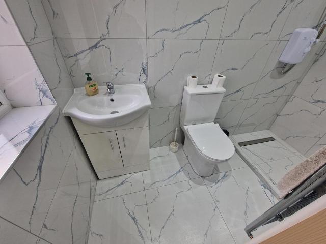Apartment for rent in Harold Hill, Greater London